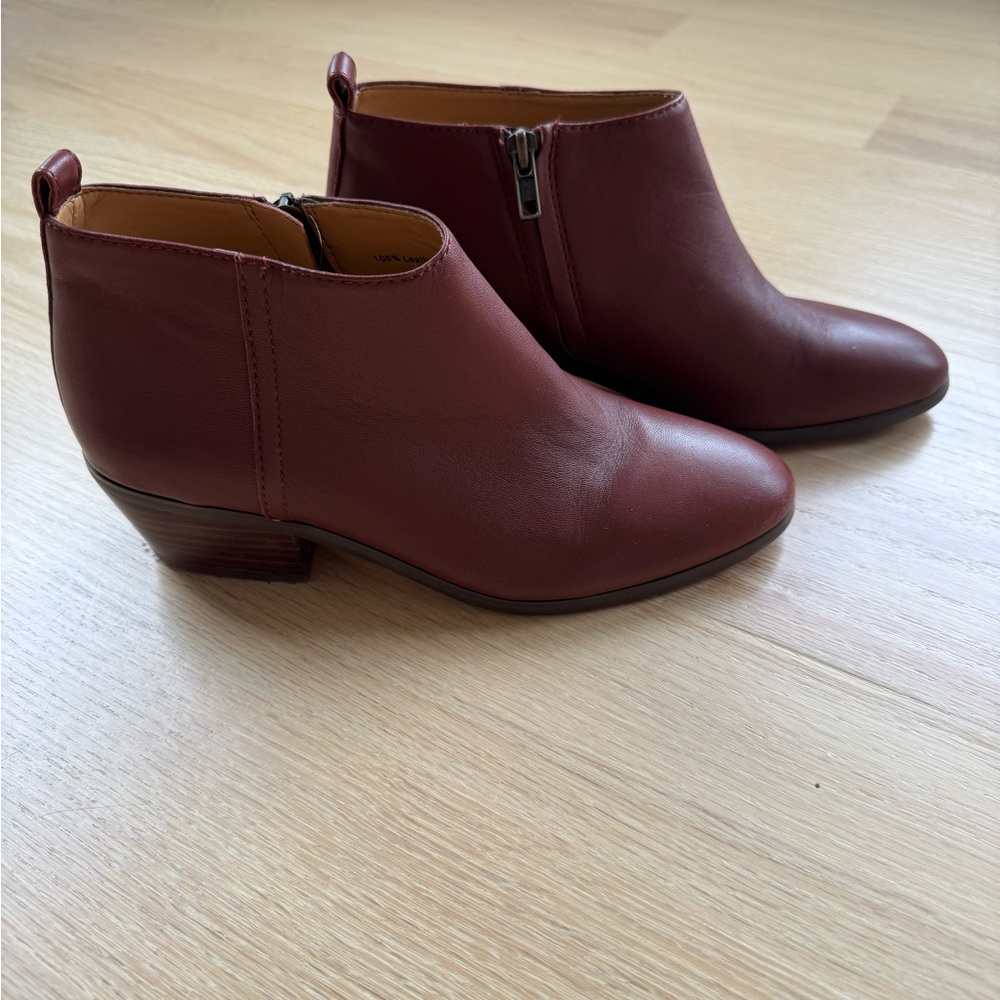 Women's Burgundy Ankle Boots